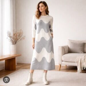 Marimekko x Uniqlo White and Gray Wave-Print Long-Sleeve Midi Dress